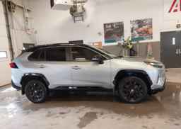 2023 TOYOTA RAV4 HYBRID XSE