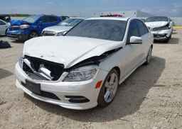 2011 MERCEDES-BENZ C 300 4MATIC
