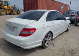 2011 MERCEDES-BENZ C 300 4MATIC