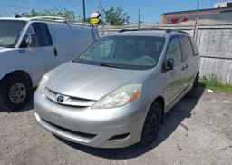 2006 TOYOTA SIENNA CE