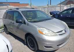 2006 TOYOTA SIENNA CE