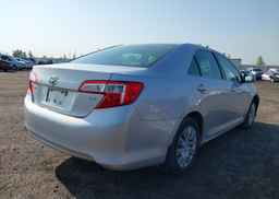 2012 TOYOTA CAMRY LE