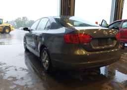 2013 VOLKSWAGEN JETTA S