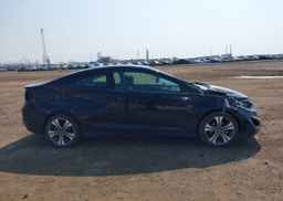 2013 HYUNDAI elantra se