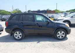 2004 TOYOTA RAV4