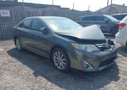 2013 TOYOTA CAMRY