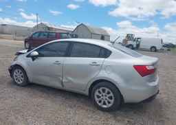 2013 KIA RIO EX