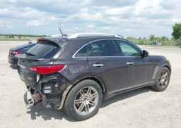 2010 INFINITI FX50