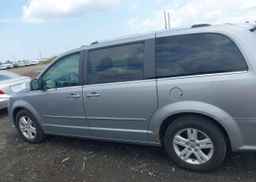2013 DODGE GRAND CARAVAN CREW