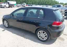 2011 VOLKSWAGEN GOLF