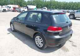 2011 VOLKSWAGEN GOLF
