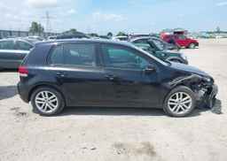 2011 VOLKSWAGEN GOLF