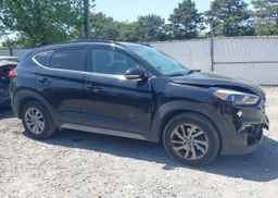 2017 HYUNDAI TUCSON LUXURY