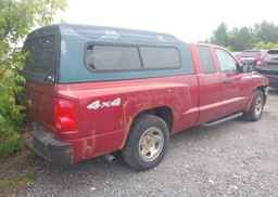 2006 DODGE DAKOTA ST