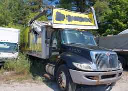 2016 INTERNATIONAL 4300