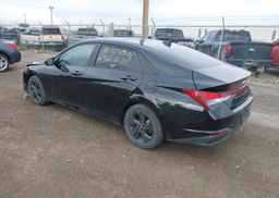 2022 HYUNDAI ELANTRA SEL