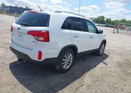 2014 KIA SORENTO LX