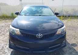 2012 TOYOTA CAMRY SE V6