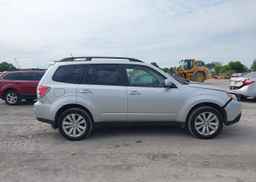 2011 SUBARU FORESTER LIMITED