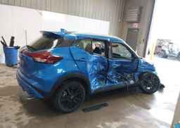 2023 NISSAN KICKS