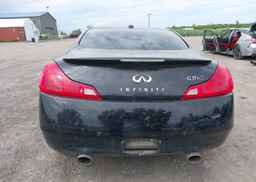 2013 INFINITI G37