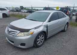 2010 TOYOTA CAMRY LE