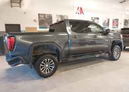 2021 GMC SIERRA K1500 AT4