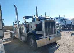 2004 PETERBILT 379
