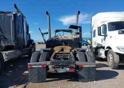2004 PETERBILT 379
