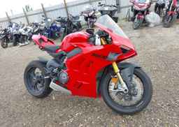2023 DUCATI PANIGALE V4S