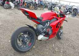 2023 DUCATI PANIGALE V4S