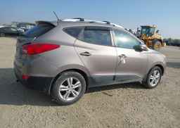 2013 HYUNDAI TUCSON GLS