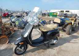 2010 VESPA LX 150