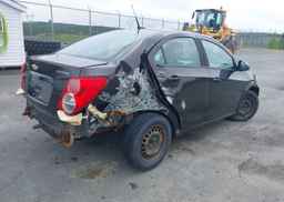 2014 CHEVROLET SONIC LS AUTO