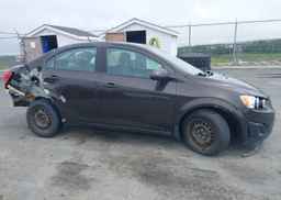 2014 CHEVROLET SONIC LS AUTO