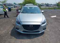 2017 MAZDA MAZDA3 GT