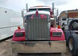 2019 KENWORTH CONSTRUCTION W900