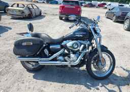 2011 HARLEY-DAVIDSON FXDC