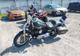 2011 HARLEY-DAVIDSON FXDC