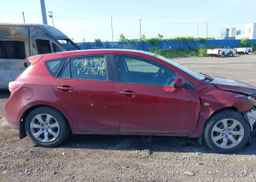 2010 MAZDA 3 I