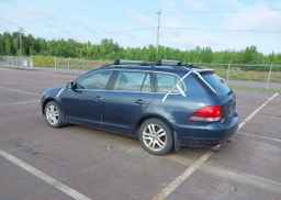 2010 VOLKSWAGEN GOLF 2.0 TDI HIGHLINE