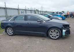 2013 LINCOLN MKZ