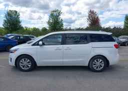2016 KIA SEDONA LX
