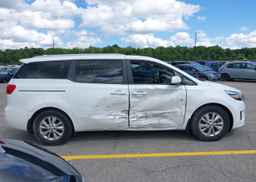 2016 KIA SEDONA LX