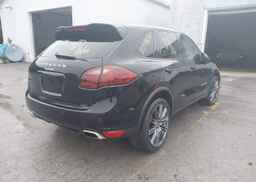 2014 PORSCHE CAYENNE