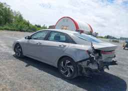 2024 HYUNDAI ELANTRA PREFERRED W