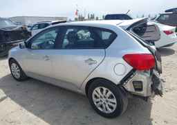 2011 KIA FORTE 5-DOOR