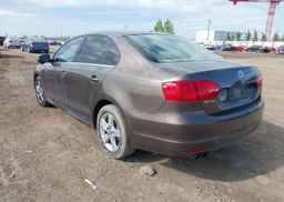 2011 VOLKSWAGEN JETTA SE