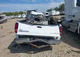 2004 CHEVROLET SILVERADO 2500HD LS