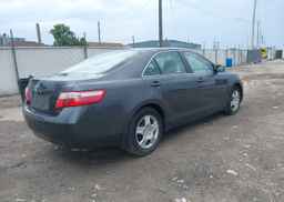 2009 TOYOTA CAMRY SE